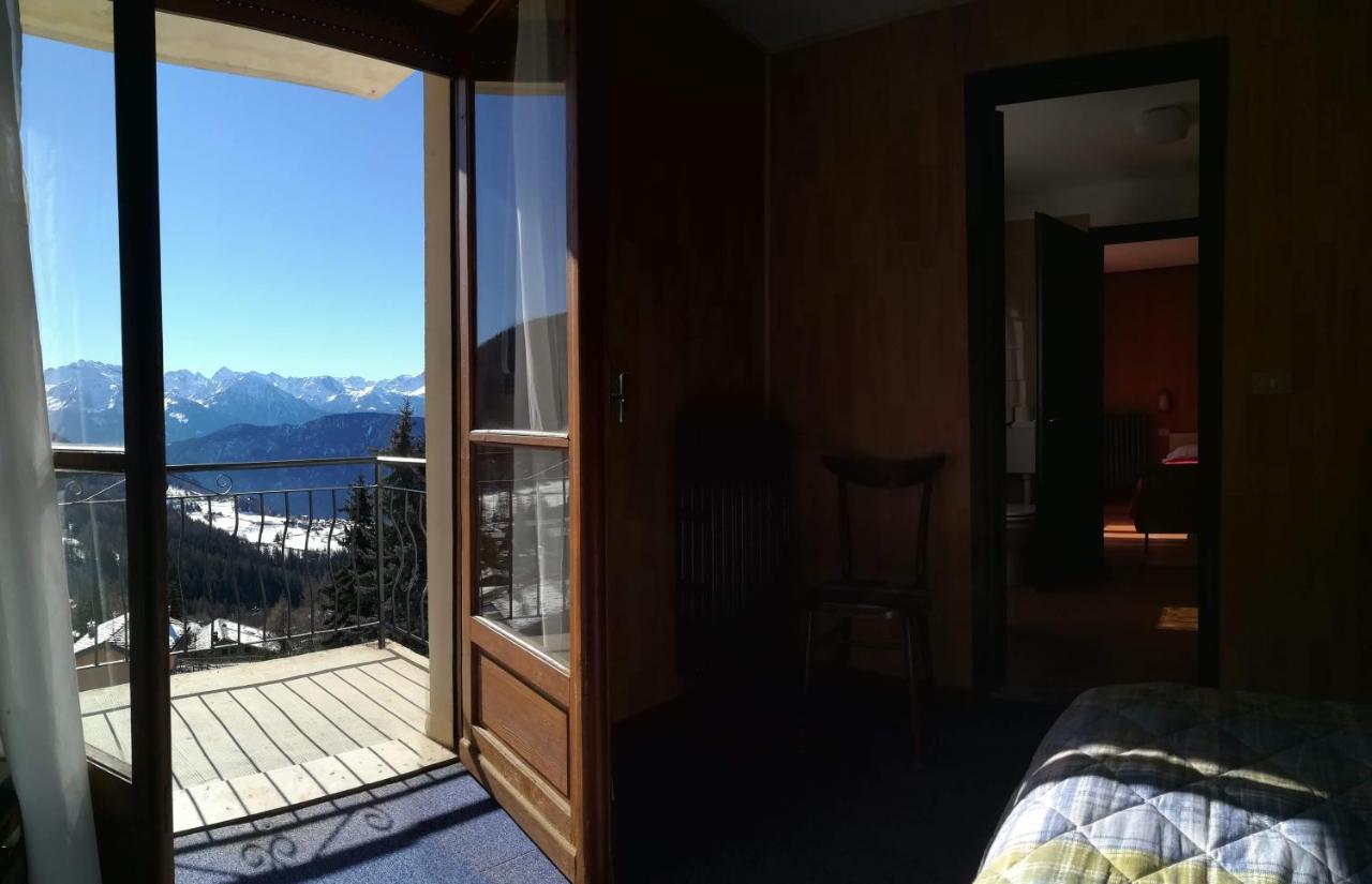 Hotel Miravidi La Magdeleine Kültér fotó